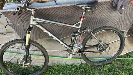 Felt Virtue 2 Full Suspension MTB – Carbon Rear Triangle – Fox – Equilink – 26