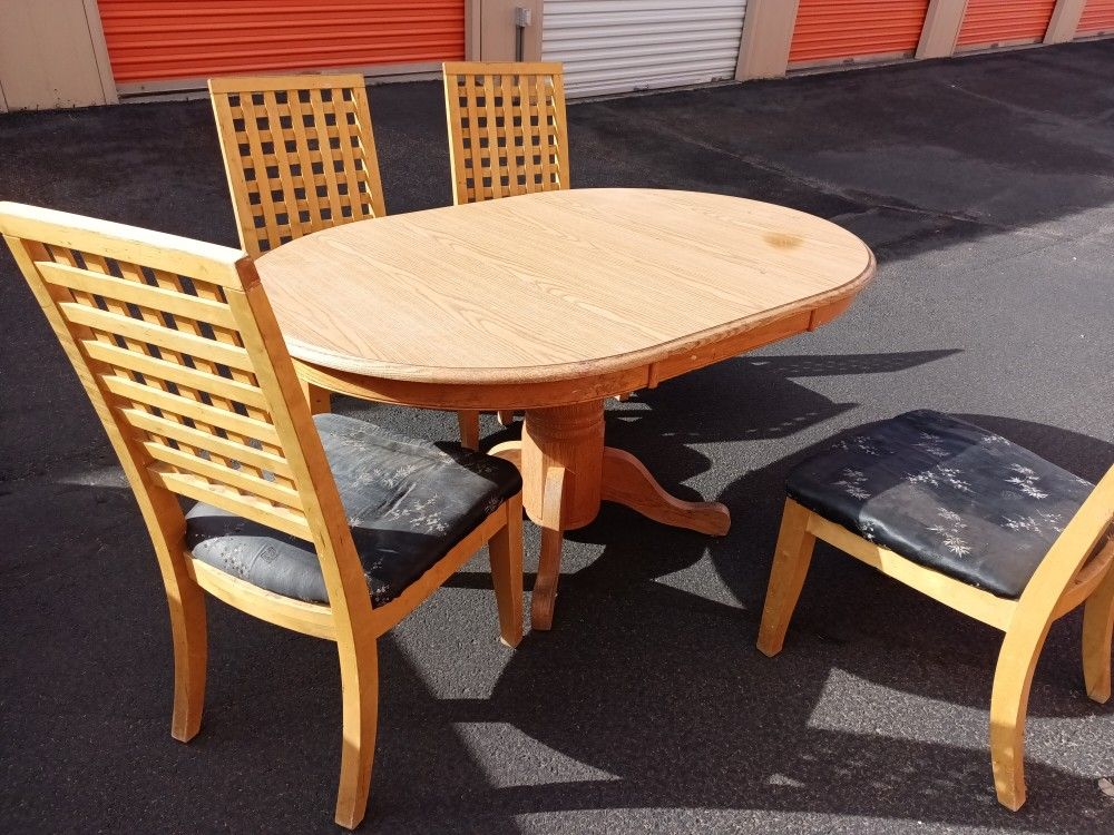 Kitchen Table With 6 Chairs