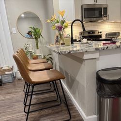 Counter Stools 24”