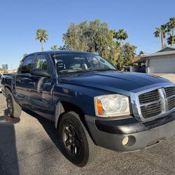 2005 Dodge Dakota