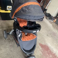 Click Connect Stroller