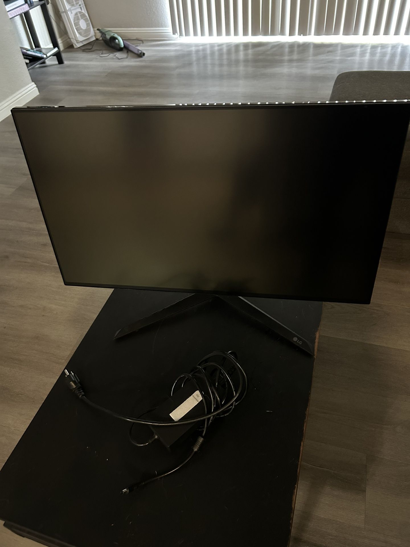 LG UltraGear 27GP950-B – 27” 4K Nano IPS Gaming Monitor (144–160Hz) – Excellent Condition! 