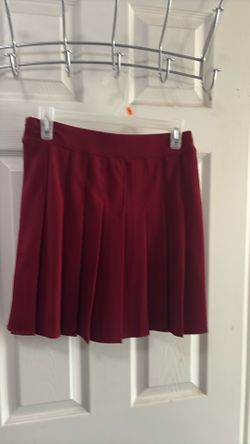 Burgundy skirt size M