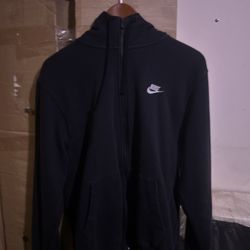 Nike Men’s Large Black Zip Up Hoodie