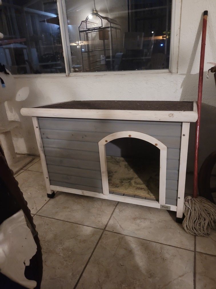 CASA PARA PERROS MEDIANOS