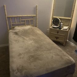 Kids 4 Piece twin Bedroom Set 