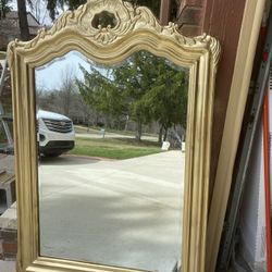 Very  Gorgeous  Wood  Antique Mirror 