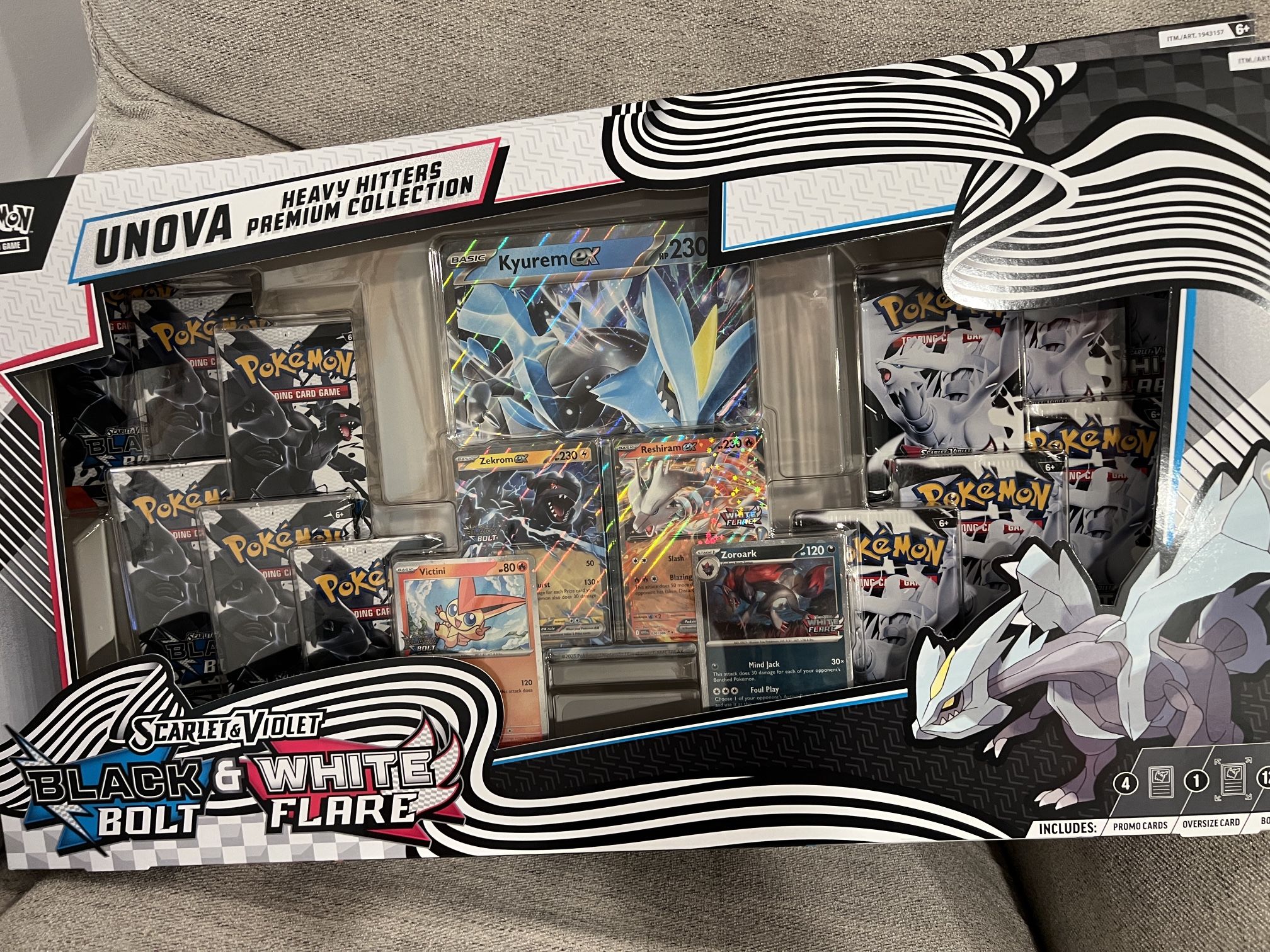 Pokemon Unova Heavy Hitters Premium Collection