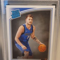2018 PANINI DONRUSS LUKA DONCIC ( ROOKIE) CARD PSA 10. DONRUSS RATED ROOKIE!!!!