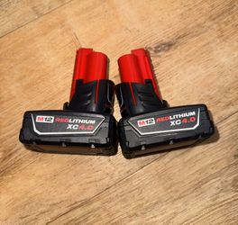 🔋⚡️💥baterías M12 De 4ah (2  Pack) 🔋⚡️💥