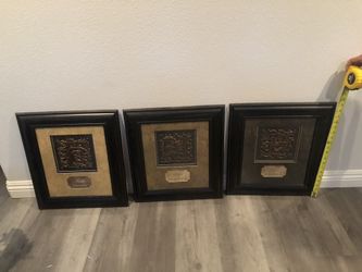 Picture frames ( set of 3)