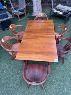 Classic Wood Dining Table and 6 chairs