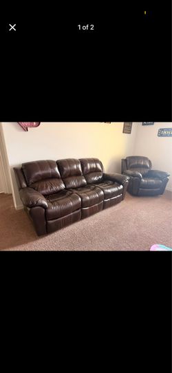Couch set