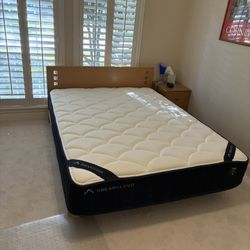 Queen - DreamCloud Classic Hybrid Mattress 