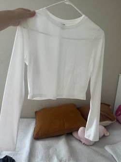 Gray And White Plain Long Sleeves 