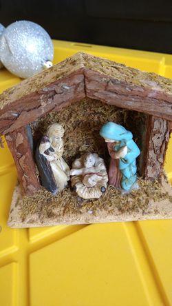 Small Nativity set