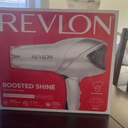 REVlON BOOSTED SHINE 