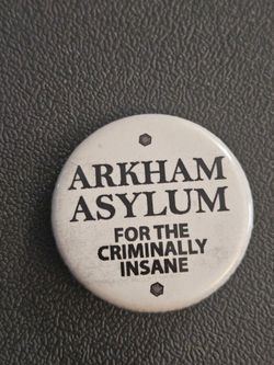BATMAN Arkham Asylum For The Criminally Insane Licensed Button Pin 1.25in DC COMICS 