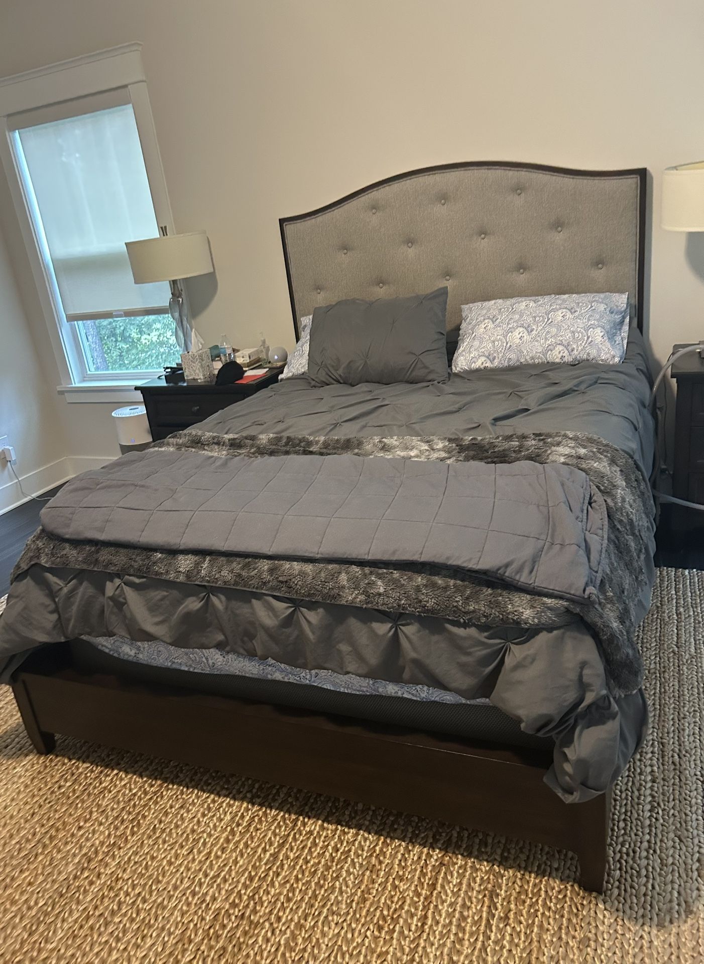 Beautiful Queen Bed - Includes Mattress, Headboard