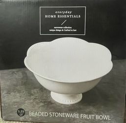 New Beaded stoneware Fruit Bowl