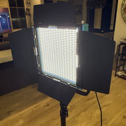 LED Light Panels -  Dracast LED1000 Pro Bi‑Color Panels - Two 10” x 10” LED Panels - Like New….only used once!