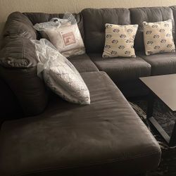 Sectional Couch With Pillows & Coffee Table