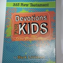 365 New Testament Devotions for Kids