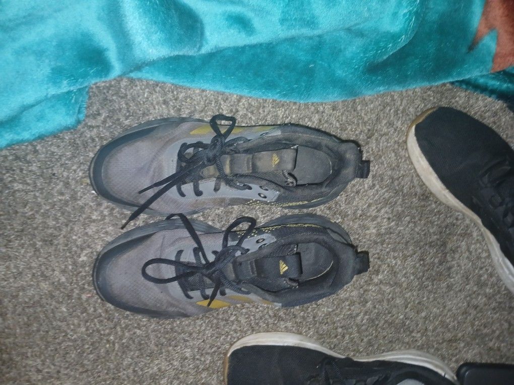 Adidas Size 9