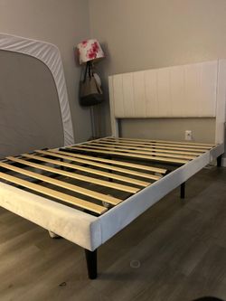 Bed and mattress queen