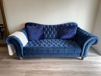 High Quality Couch