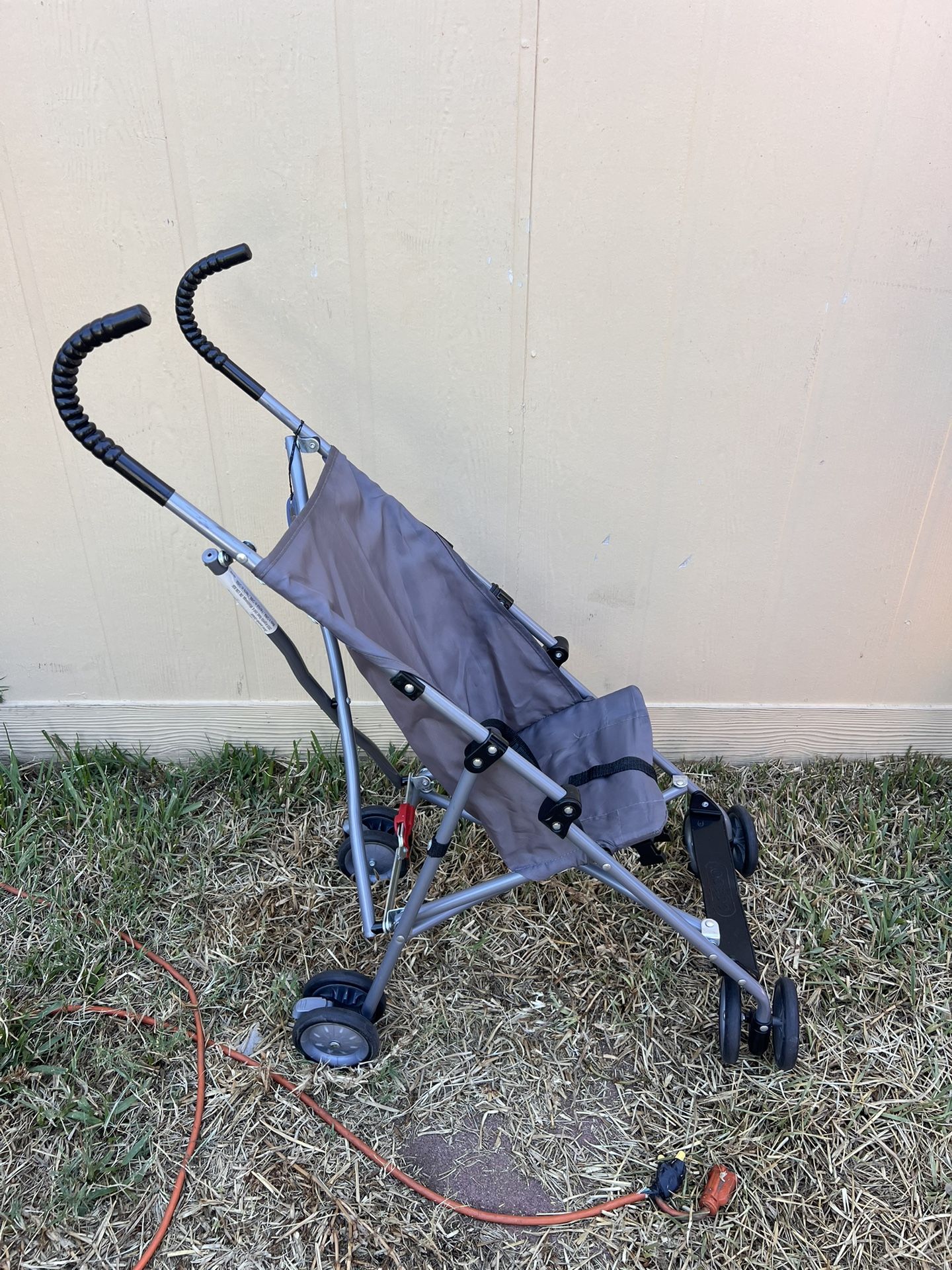 Stroller free