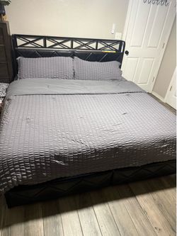 King size bed with mattress