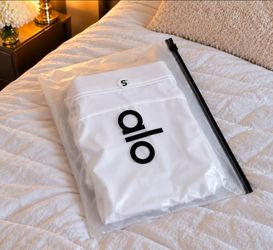 Alo Yoga Set