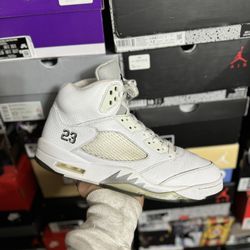 Jordan White Metallic 5s size 12 USED
