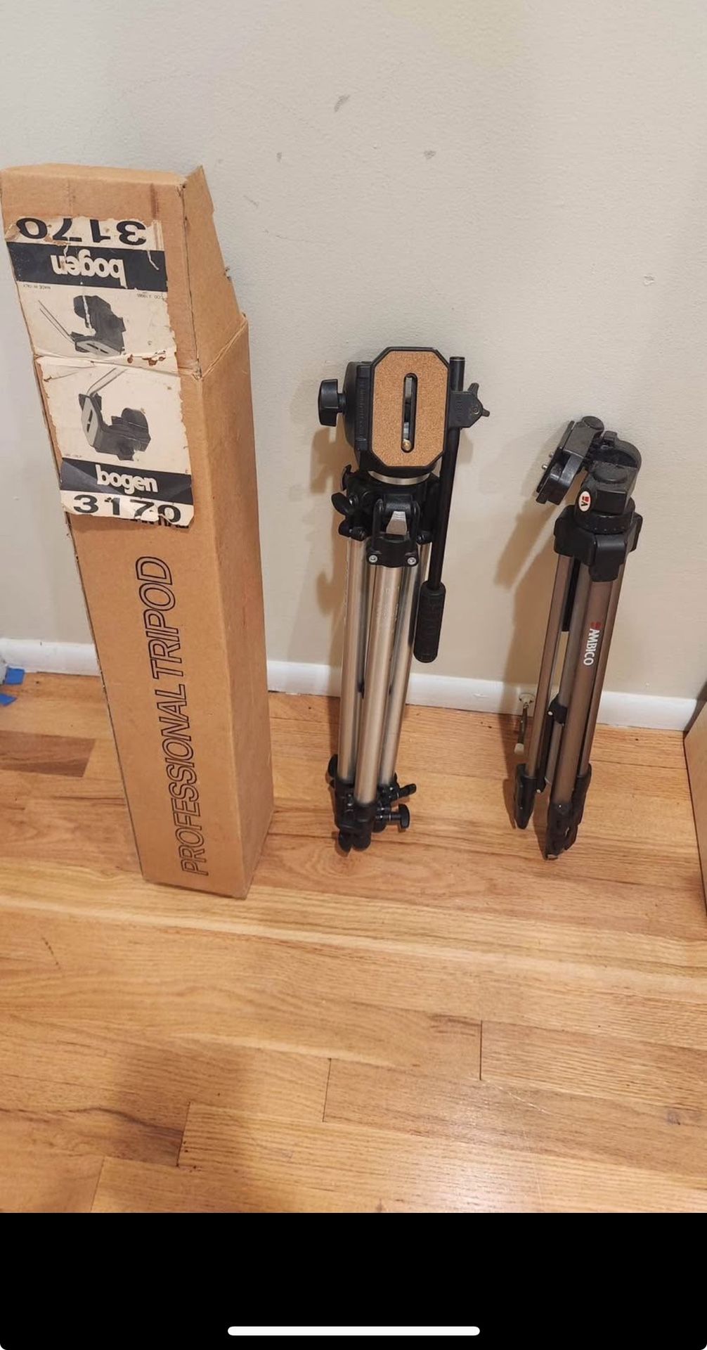 Bogen 3170 professional tripod and Ambico tripod