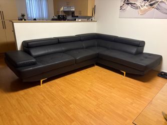 black Leather L-Shaped Sectional Sofa