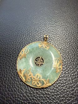 14k Apple Green Jade Butterfly Pendant