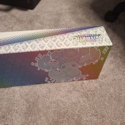 Prismatic Evolution Box