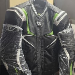Motorcycle jacket 