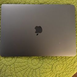 MacBook Air 13 Inch A1932