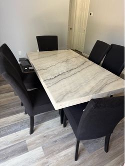 Dining Table Set