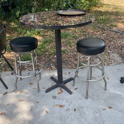 High Top Table With 2 Stools