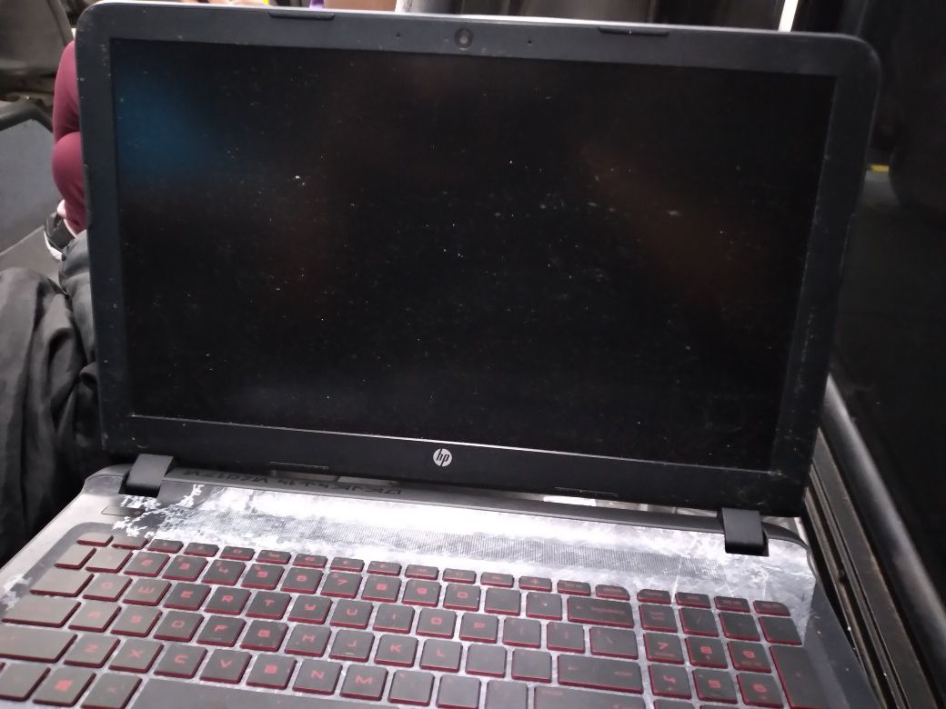 HP Alienware laptop/ crack in screen