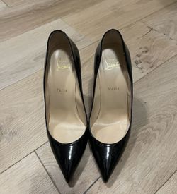 Christian Louboutin Pigalle Follies Size 40 Guaranteed Authetic