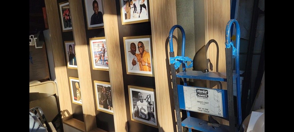 Mayweather Display Case