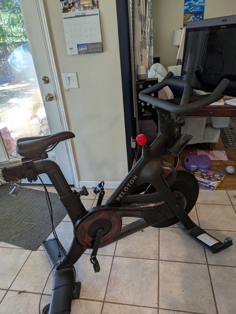 Peloton Bike+