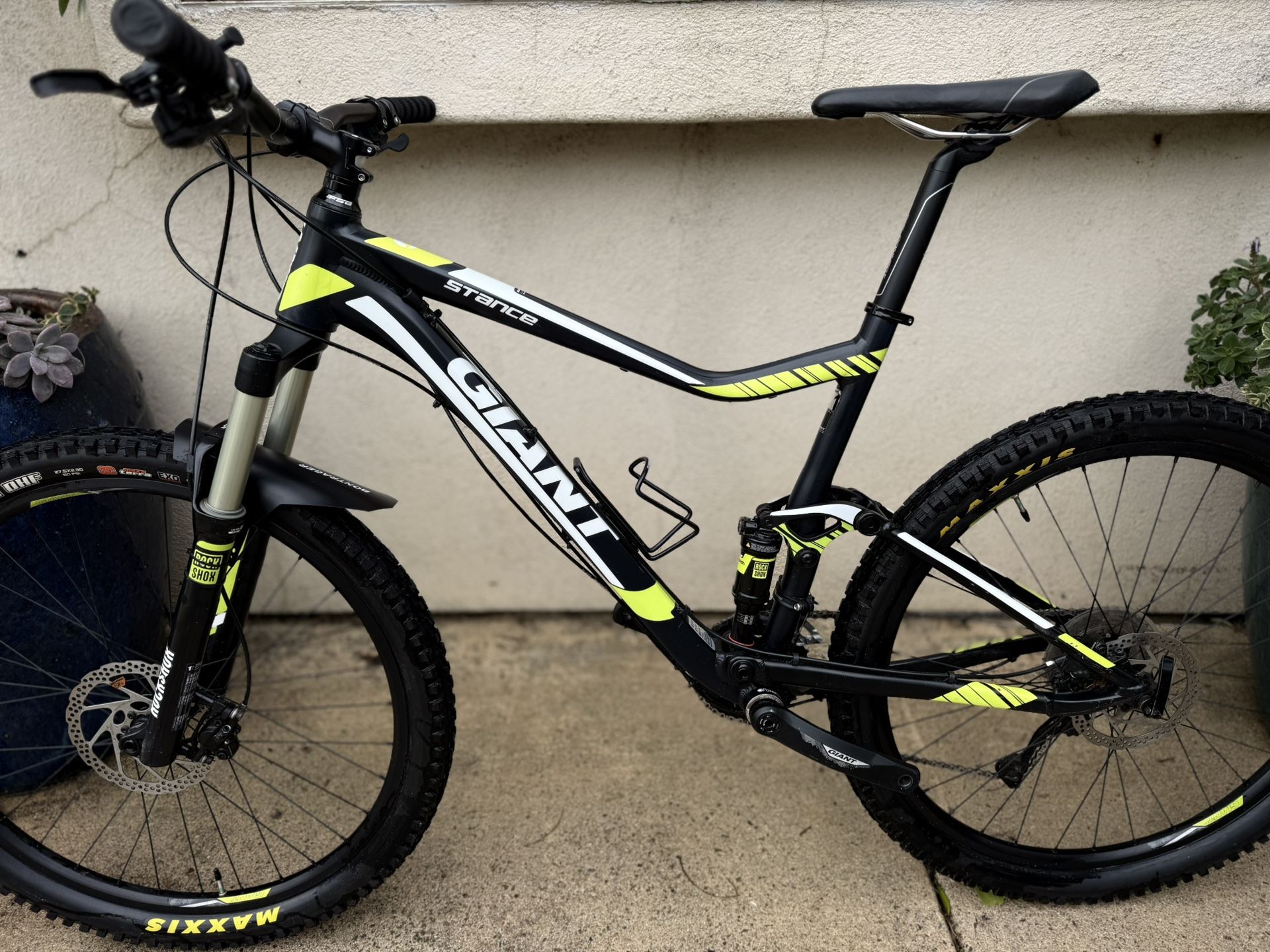 2015 Stance Giant - Mountain Bike