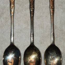 3 Apostle E.P.N.S Sheffield England Spoon