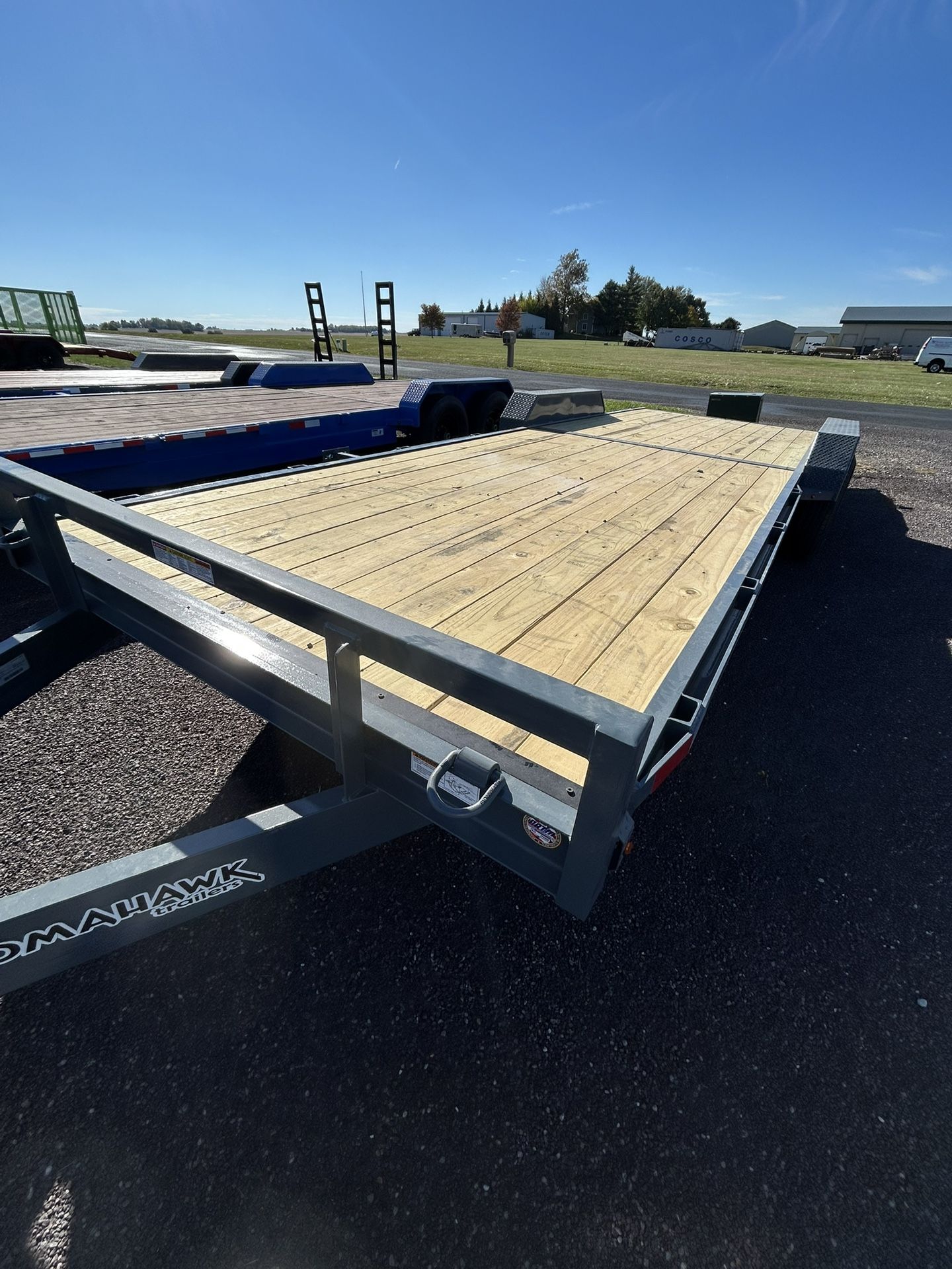 2026 Tomahawk Trailer 82"W X 24'L