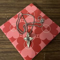 James Avery Retired Floral Cross Necklace 